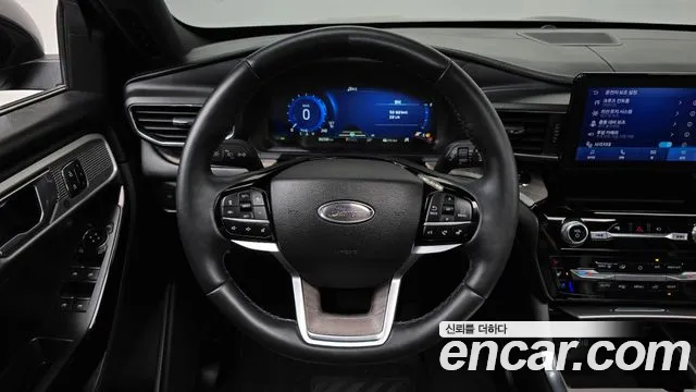 Ford Explorer 2022 — фото 19