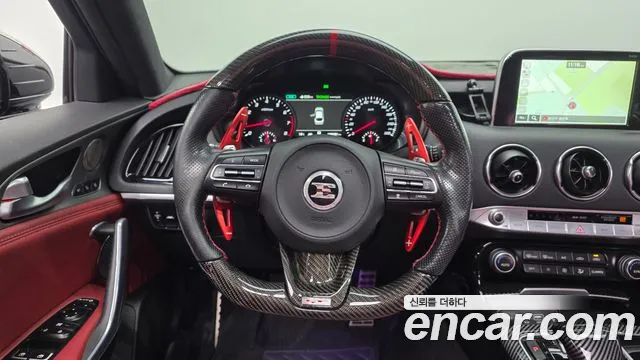 Kia Stinger 2018 — фото 13