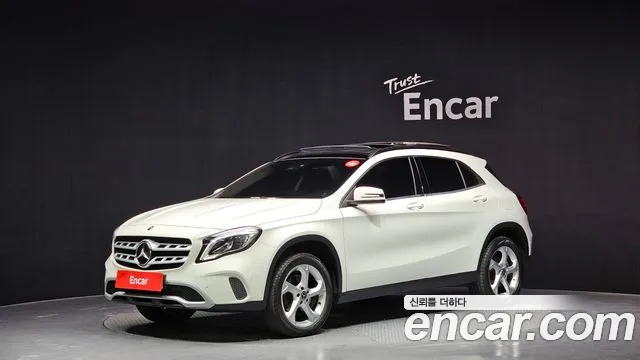Mercedes-Benz GLA-класс