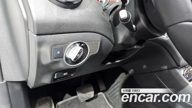 Mercedes-Benz GLA-Class 2018 — фото 19