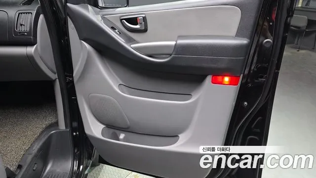 Hyundai Starex 2020 — фото 15