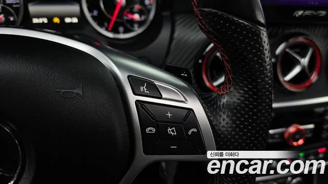 Mercedes-Benz A-Class 2015 — фото 15