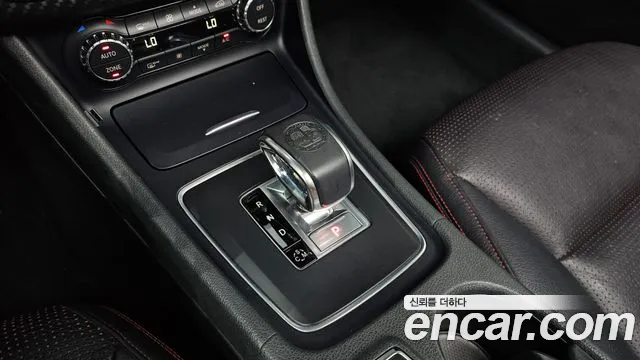 Mercedes-Benz A-Class 2015 — фото 18