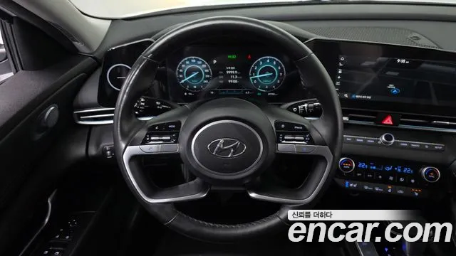 Hyundai AVANTE 2021 — фото 14