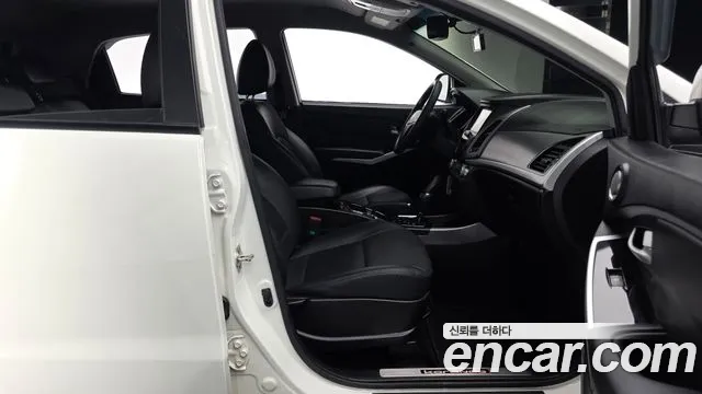 KG_Mobility_Ssangyong KORANDO 2017 — фото 16