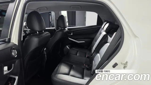 KG_Mobility_Ssangyong KORANDO 2017 — фото 17