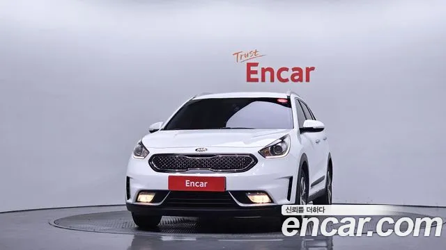 Kia Niro 2018 — фото 3