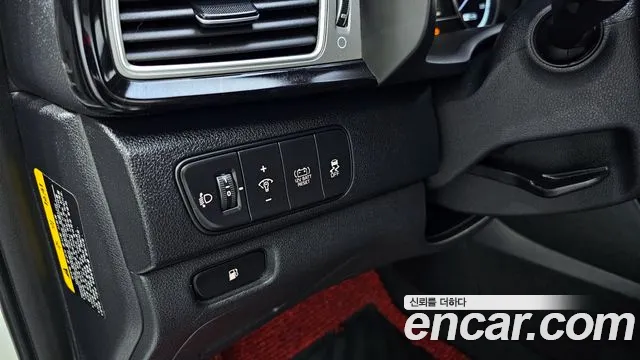 Kia Niro 2018 — фото 16