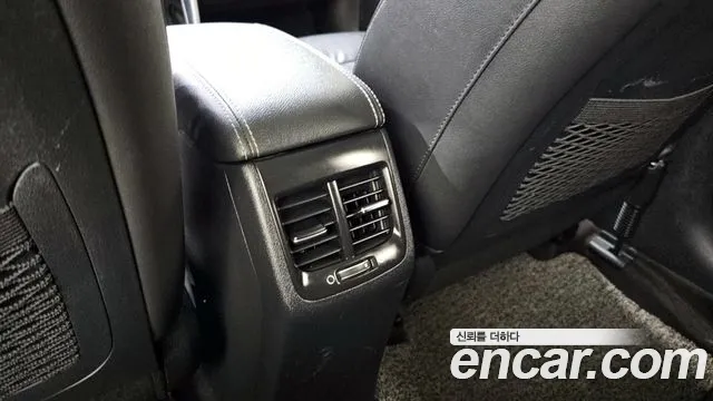 Kia Niro 2018 — фото 19
