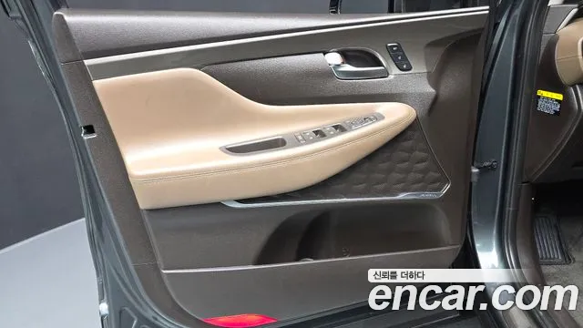 Hyundai Santafe 2019 — фото 14
