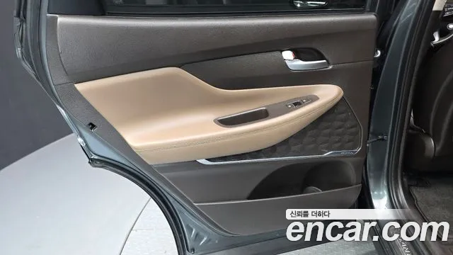 Hyundai Santafe 2019 — фото 15