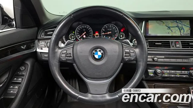 BMW 5-Series 2016 — фото 18