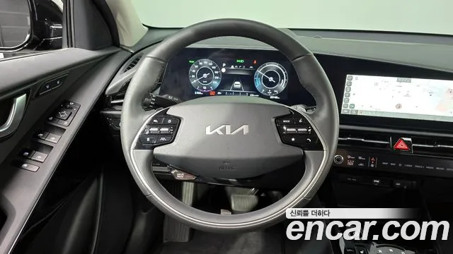 Kia Niro 2024 — фото 17