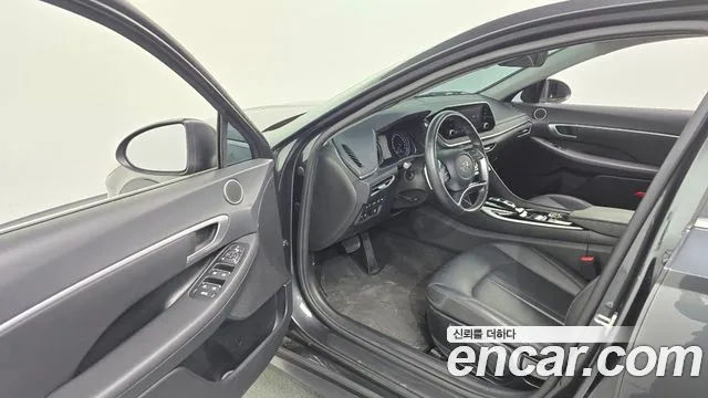Hyundai Sonata 2022 — фото 13