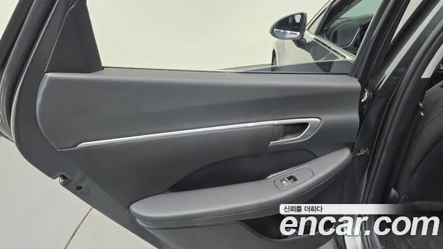 Hyundai Sonata 2022 — фото 15
