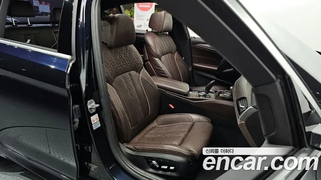 BMW 5-Series 2018 — фото 17