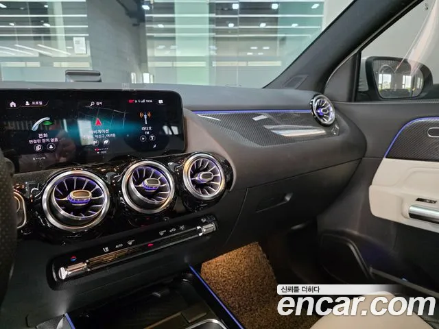 Mercedes-Benz GLA-Class 2021 — фото 16