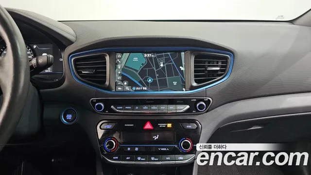 Hyundai Ioniq 2019 — фото 12