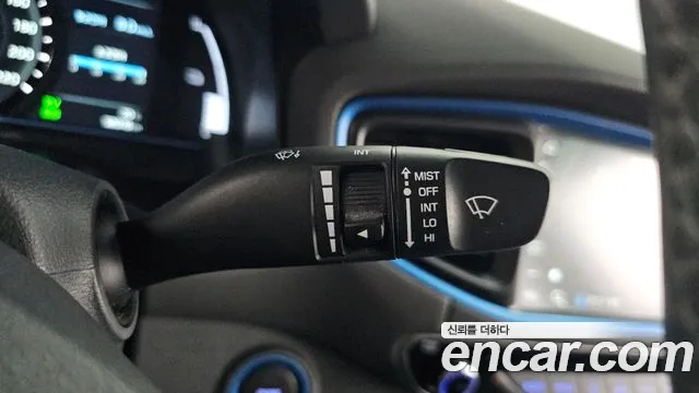 Hyundai Ioniq 2019 — фото 20