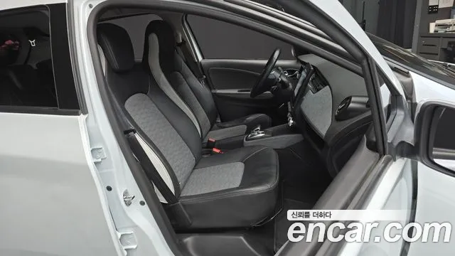 Renault-KoreaSamsung Zoe 2021 — фото 17