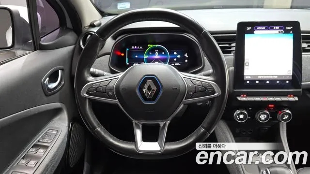 Renault-KoreaSamsung Zoe 2021 — фото 18