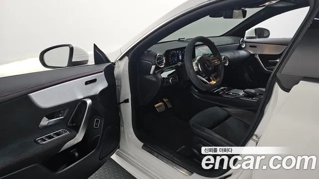 Mercedes-Benz CLA-Class 2022 — фото 13