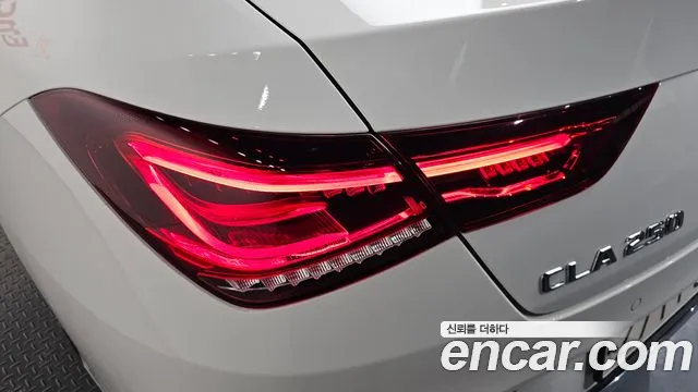 Mercedes-Benz CLA-Class 2022 — фото 9