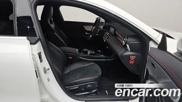 Mercedes-Benz CLA-Class 2022 — фото 16