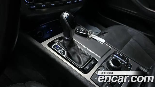 Hyundai Genesis 2016 — фото 9