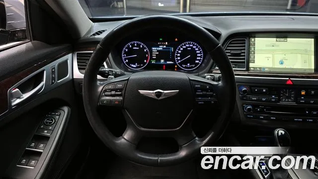 Hyundai Genesis 2016 — фото 13