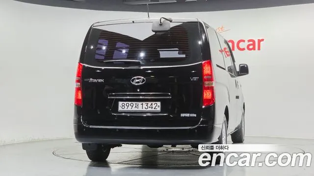 Hyundai Starex 2017 — фото 4
