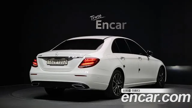 Mercedes-Benz E-Class 2020 — фото 2