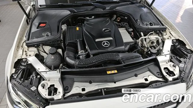 Mercedes-Benz E-Class 2020 — фото 6