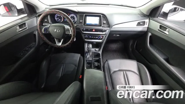 Hyundai Sonata 2020 — фото 10