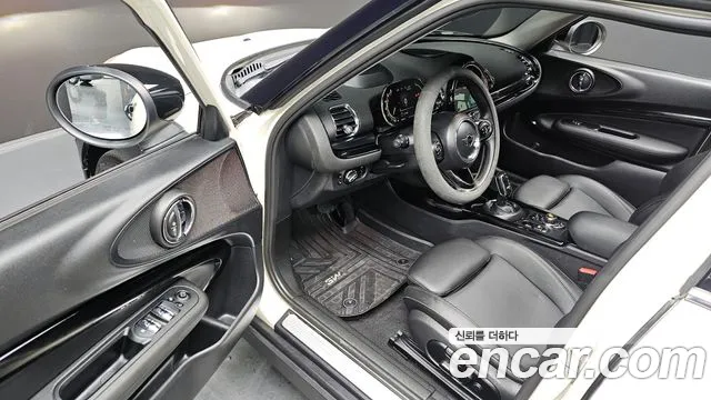 Mini Clubman 2021 — фото 17