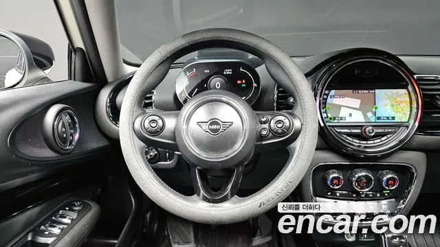 Mini Clubman 2021 — фото 18