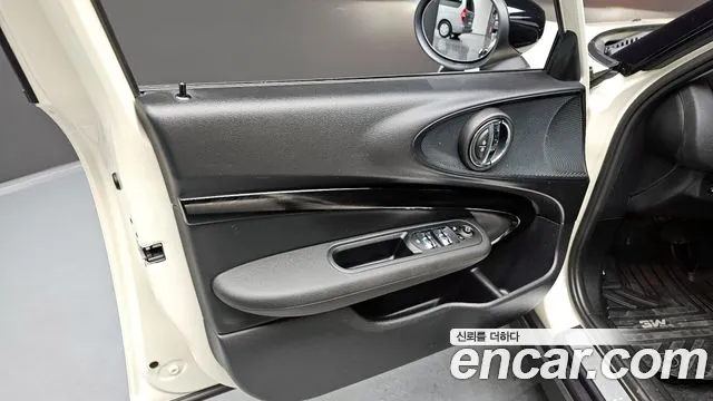 Mini Clubman 2021 — фото 14