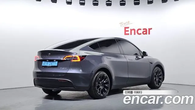 Tesla Model Y 2022 — фото 2