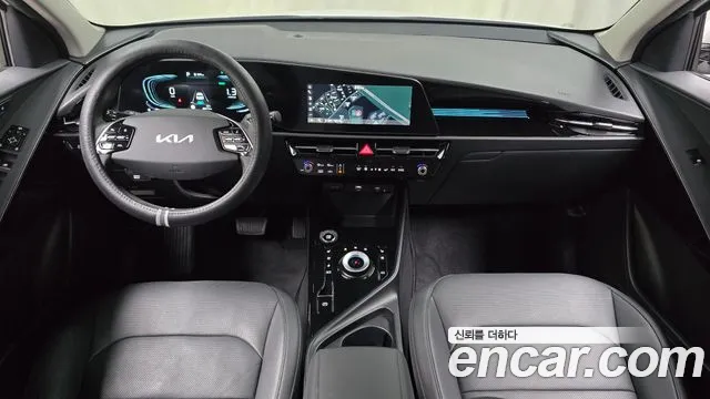 Kia Niro 2024 — фото 10