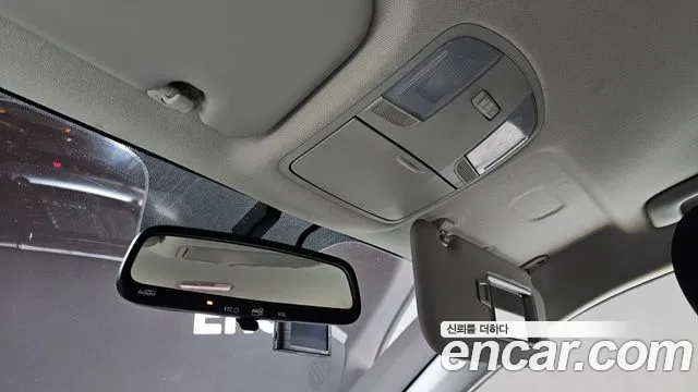 Kia Stonic 2018 — фото 16
