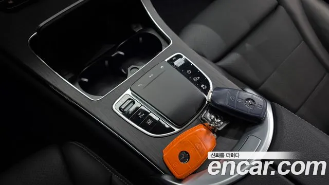 Mercedes-Benz GLC-Class 2022 — фото 12