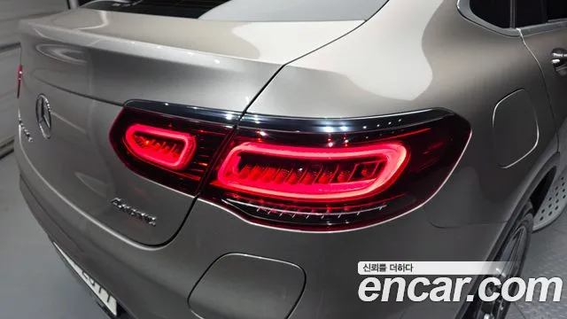 Mercedes-Benz GLC-Class 2022 — фото 9