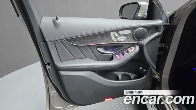 Mercedes-Benz GLC-Class 2022 — фото 14