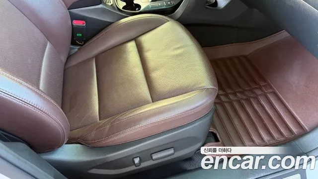 Hyundai Santafe 2017 — фото 18
