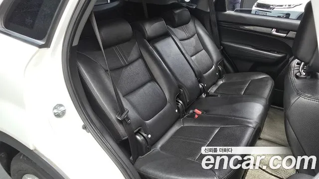 Kia Sorento 2010 — фото 12