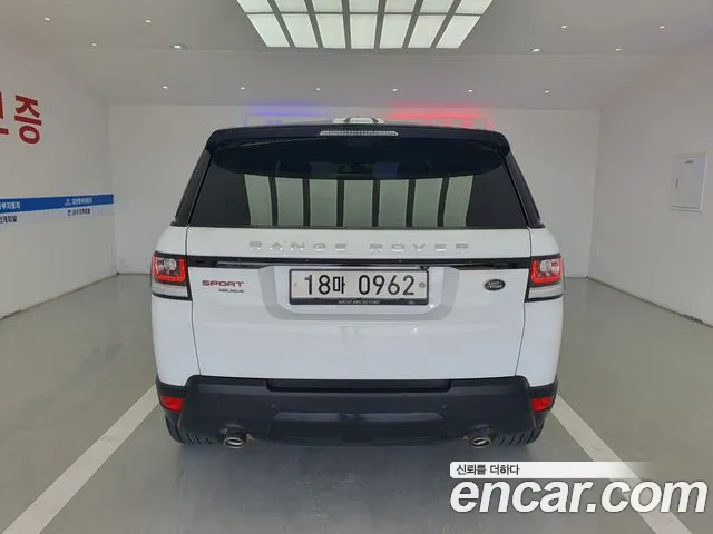 Land Rover Range Rover Sport 2015 — фото 11