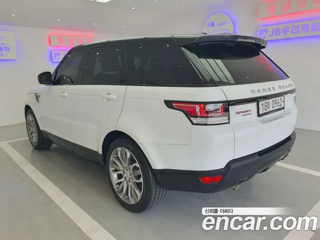 Land Rover Range Rover Sport 2015 — фото 12