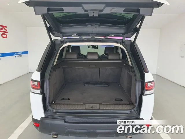 Land Rover Range Rover Sport 2015 — фото 17