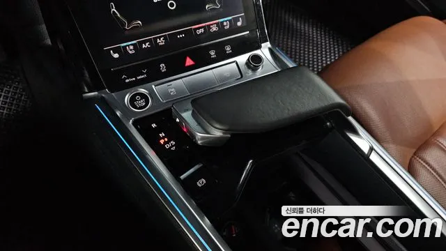 Audi e-tron 2021 — фото 12