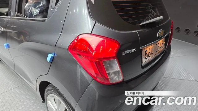 ChevroletGMDaewoo Spark 2017 — фото 9